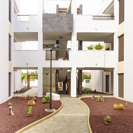 Modern Apartment In Residential Complex With Pools Costa De Antigua Exterior foto